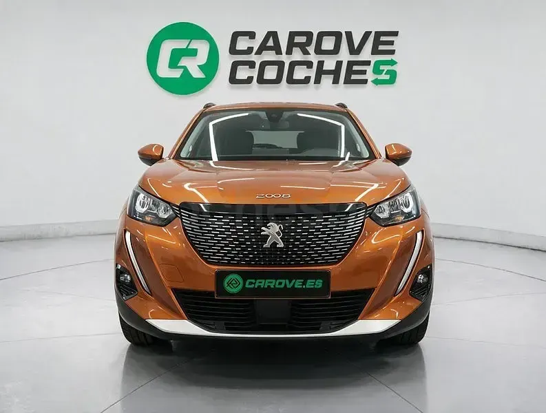 Usado Peugeot 2008 Style 110 CV (80 kW) 2021 Naranja SUV