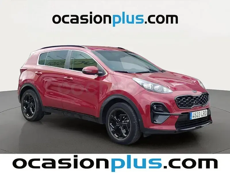 Usado Kia Sportage 136 CV (100 kW) 2021 Rojo SUV