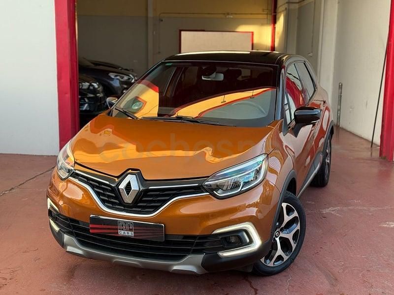 Usado Renault Captur Zen 120 CV (88 kW) 2017 Marrón SUV