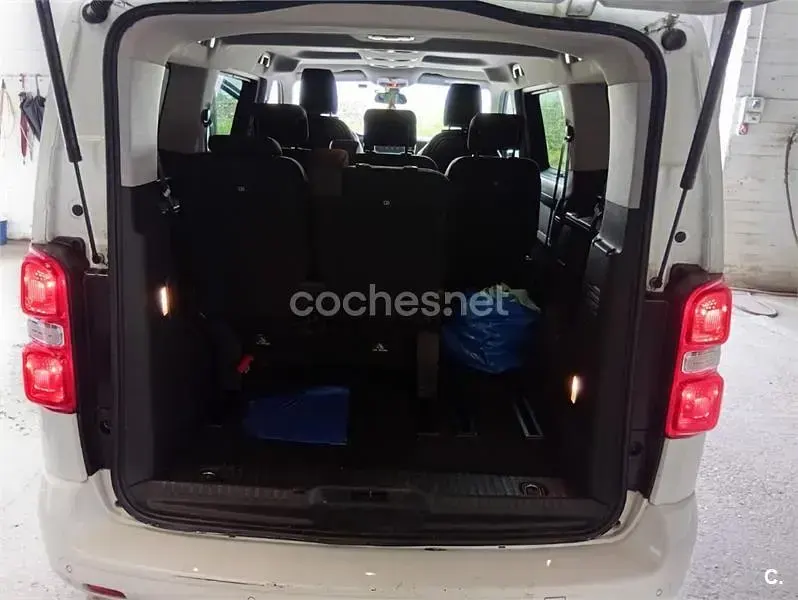 Usado Peugeot Traveller Active 120 CV (88 kW) 2019 Blanco Monovolumen