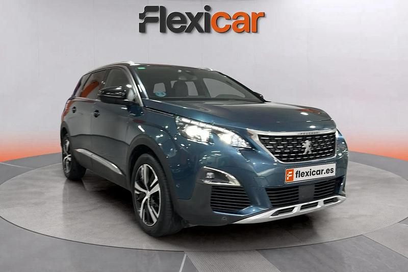 Verde Usado 2019 Peugeot 5008 GT-line Monovolumen | 14.990 € (Precio justo) - Imagen 1/4