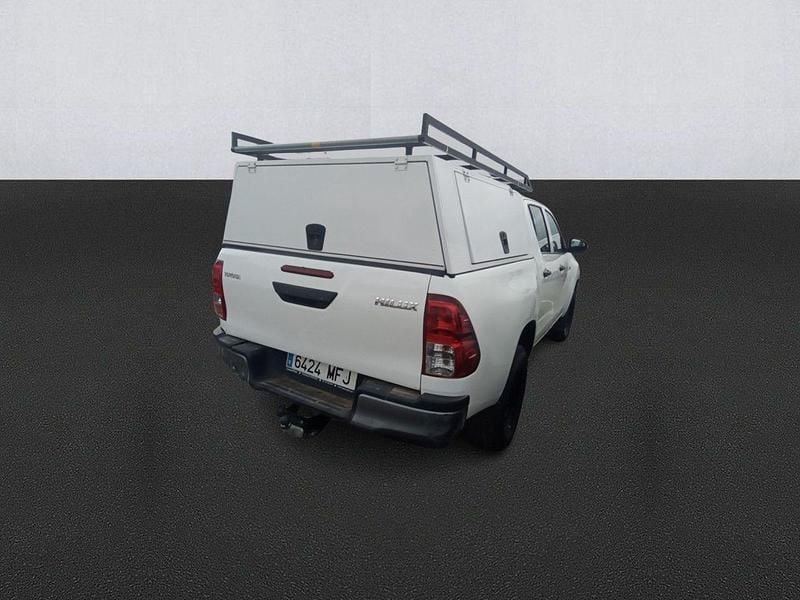Usado Toyota HiLux 150 CV (110 kW) 2023 Blanco Pickup/Camioneta