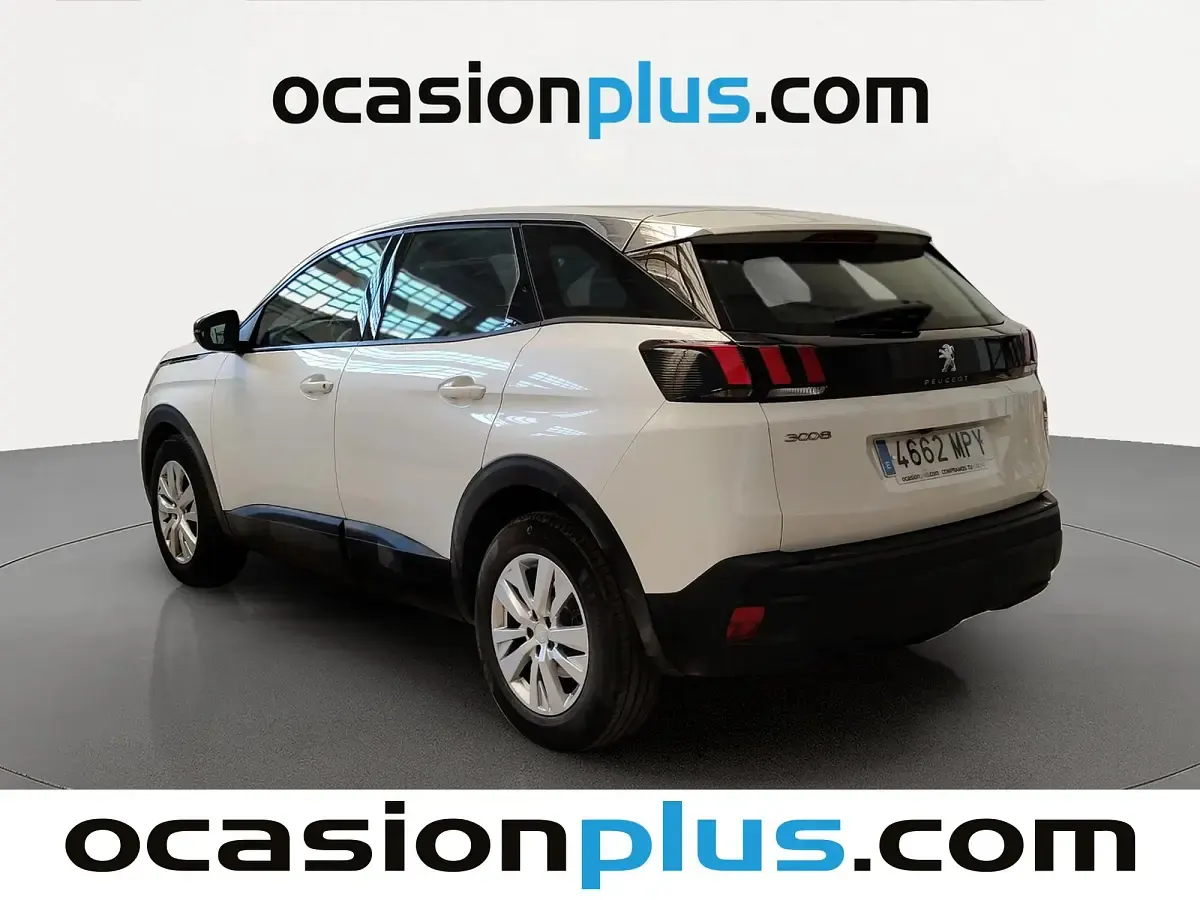 Usado Peugeot 3008 Active 131 CV (96 kW) 2024 Blanco SUV
