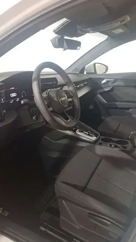 Usado Audi A3 204 CV (150 kW) 2025 Blanco Berlina