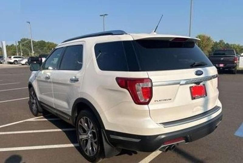 Usado Ford Explorer Platinum 300 CV (220 kW) 2019 Blanco SUV
