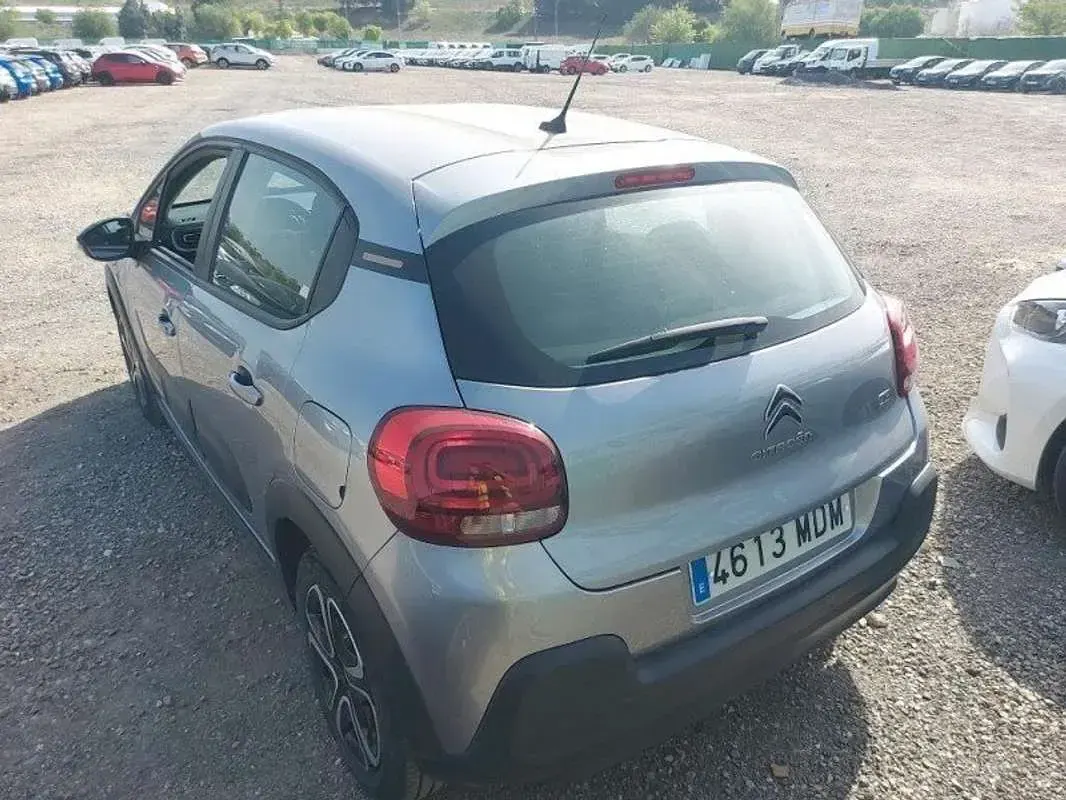 Usado Citroën C3 PureTech 83 CV (61 kW) 2023 Gris Utilitario