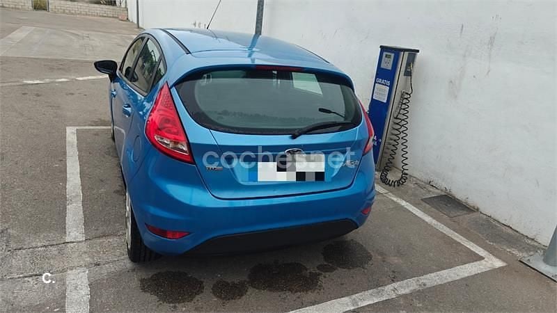 Azul Usado 2010 Ford Fiesta Trend Berlina | 2200 € (Super precio) - Imagen 1/4