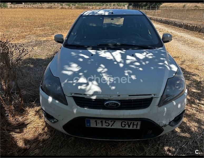 Blanco Usado 2010 Ford Focus Trend Berlina | 3000 € (Super precio) - Imagen 1/4