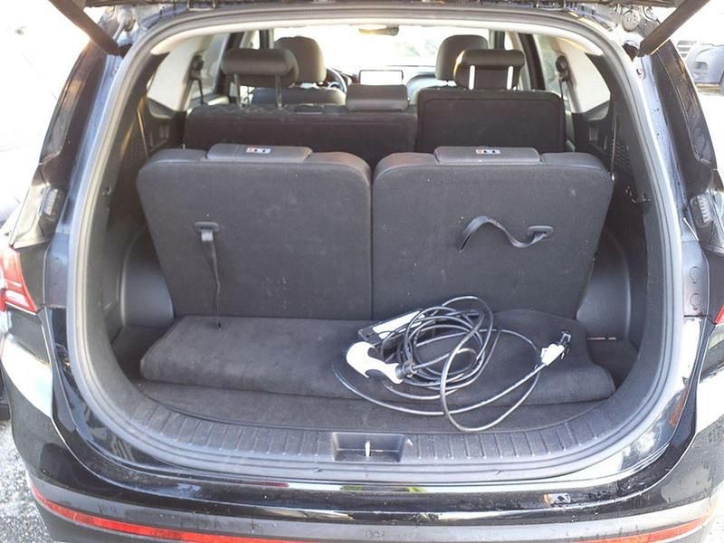 Usado Hyundai Santa Fe Style 268 CV (197 kW) 2024 Negro SUV