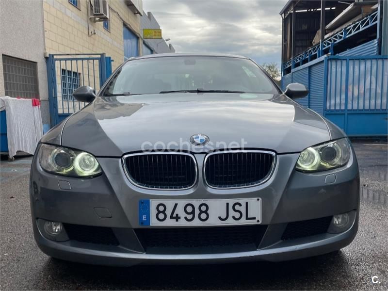 Gris / plata Usado 2007 BMW 320 Coupe | 7500 € (Buen precio) - Imagen 1/4