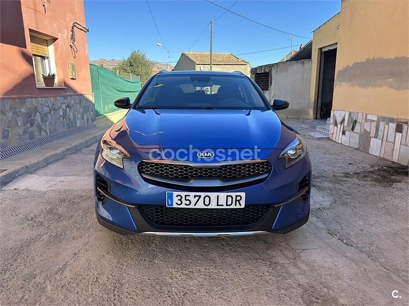 Usado Kia XCeed 115 CV (84 kW) 2019 Azul SUV