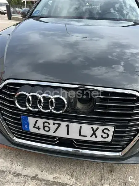 Usado Audi A3 Sportback 204 CV (150 kW) 2018 Gris / plata Utilitario
