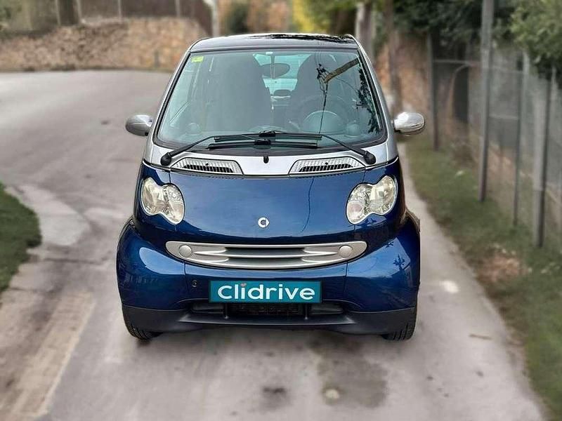 Usado Smart ForTwo Coupé Passion 61 CV (44 kW) 2004 Azul Coupe