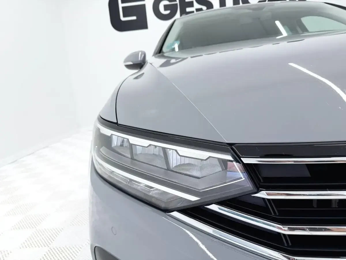 Usado VW Passat Executive 150 CV (110 kW) 2022 Familiar