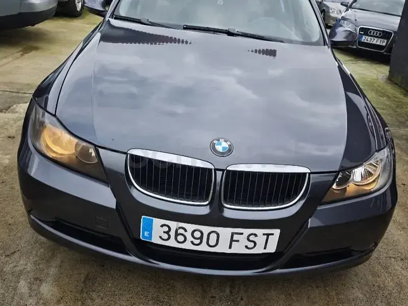 Usado BMW 320 163 CV (119 kW) 2007 Gris / plata Berlina
