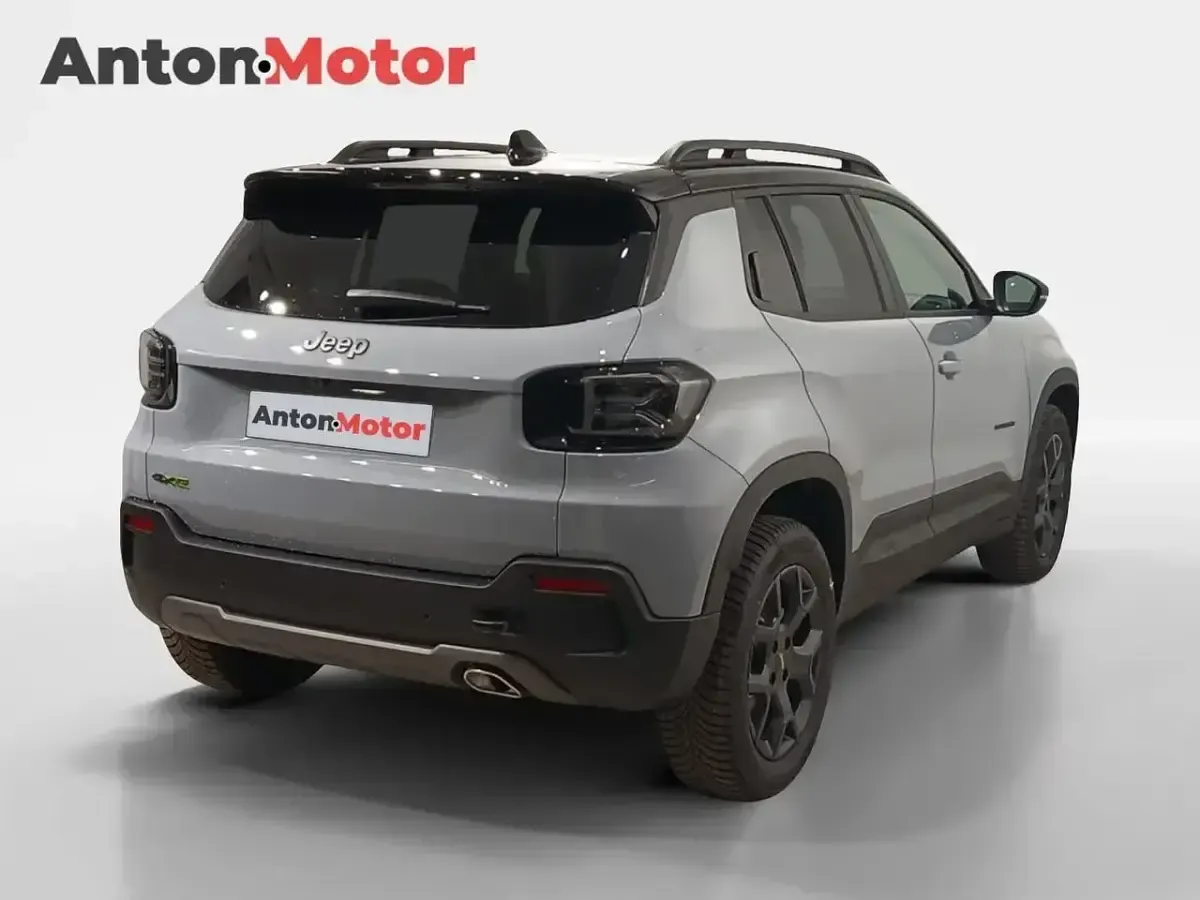 Ny Jeep Avenger Overland 145 HK (106 kW) 2025 Grå SUV