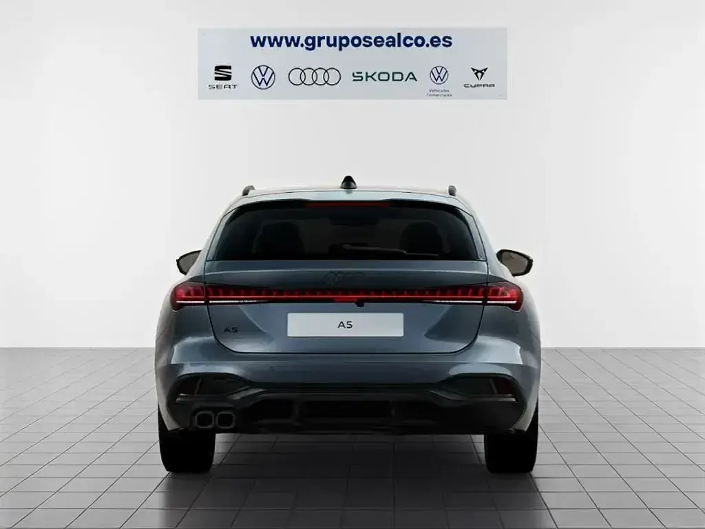 Nuevo Audi A5 Premium 204 CV (150 kW) 2026 Azul Familiar