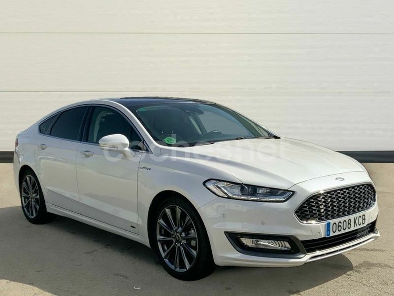Blanco Usado 2017 Ford Mondeo Vignale Berlina | 19.000 € (Precio justo) - Imagen 1/4