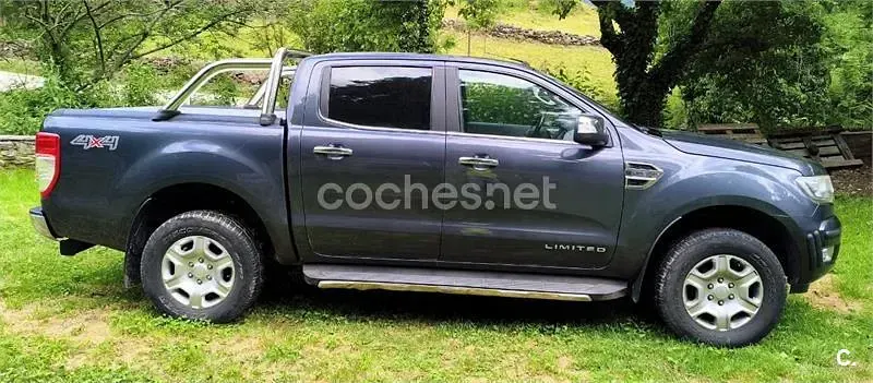 Usado Ford Ranger XLT 160 CV (117 kW) 2017 Gris / plata Pickup/Camioneta