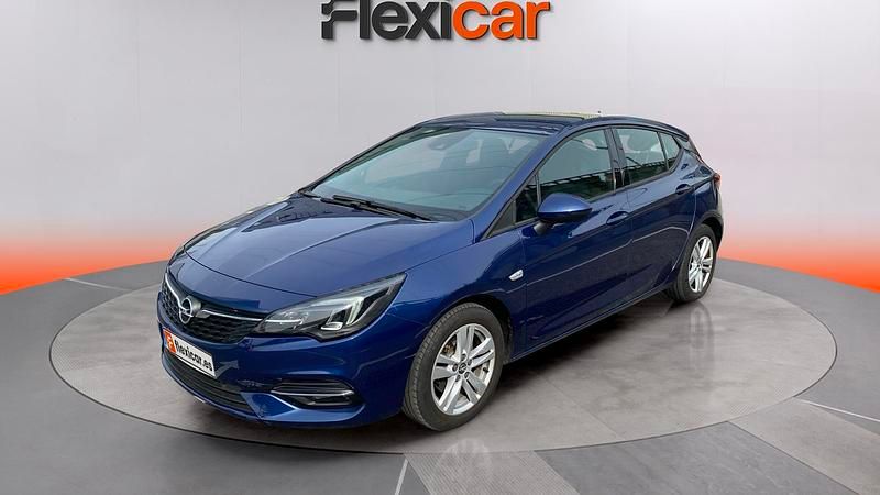 Usado Opel Astra Business 131 CV (96 kW) 2020 Azul Familiar