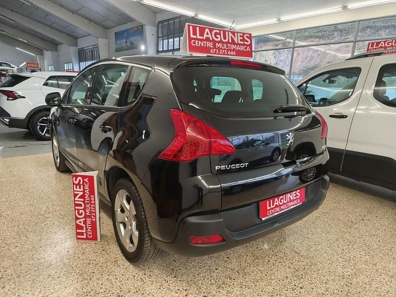 Usado Peugeot 3008 Premium 150 CV (110 kW) 2010 Negro Berlina