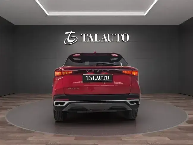 Usado Omoda 5 147 CV (108 kW) 2025 Rojo SUV