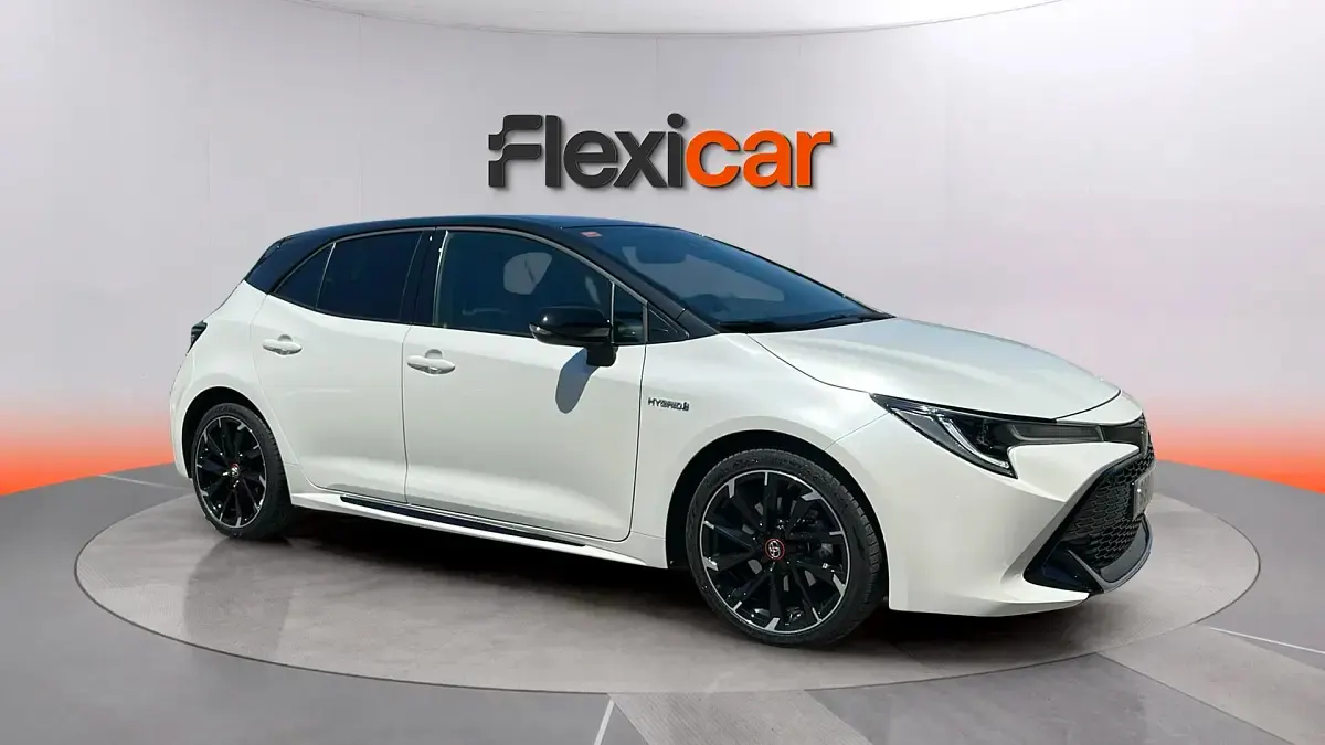 Usado Toyota Corolla Sport 180 CV (132 kW) 2021 Blanco Berlina