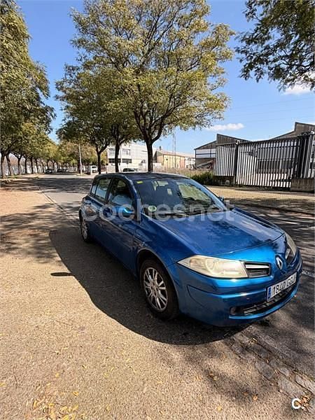 Usado Renault Mégane II Dynamique 105 CV (77 kW) 2008 Azul Berlina