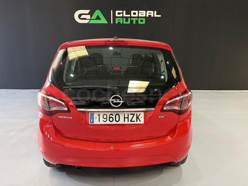 Usado Opel Meriva Excellence 110 CV (80 kW) 2014 Rojo Monovolumen
