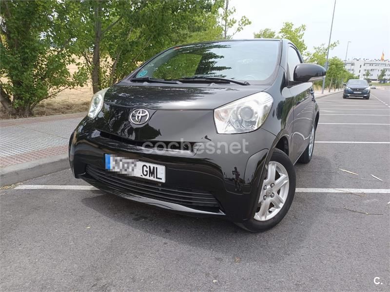 Negro Usado 2010 Toyota iQ Utilitario | 6990 € (Precio justo) - Imagen 1/4