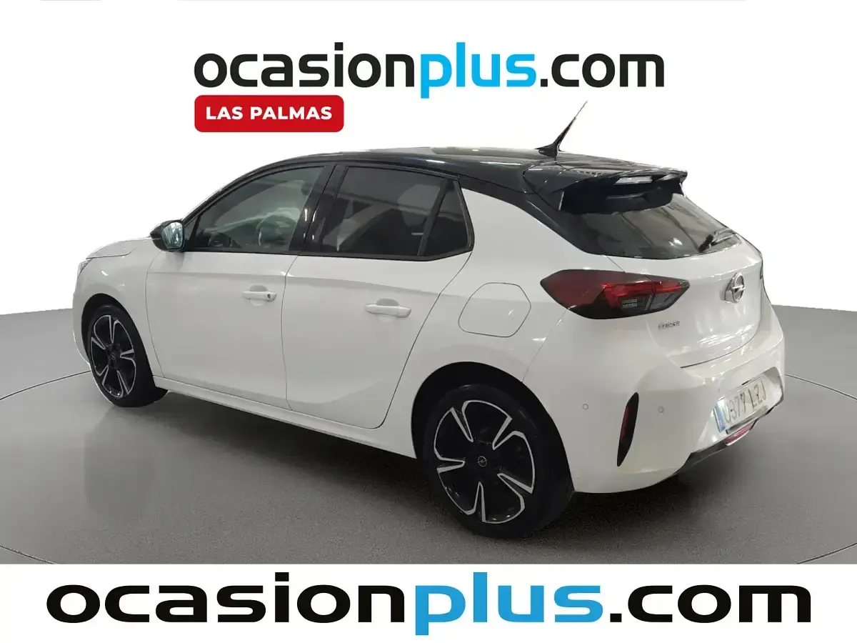 Usado Opel Corsa GS Line 102 CV (75 kW) 2022 Blanco Utilitario