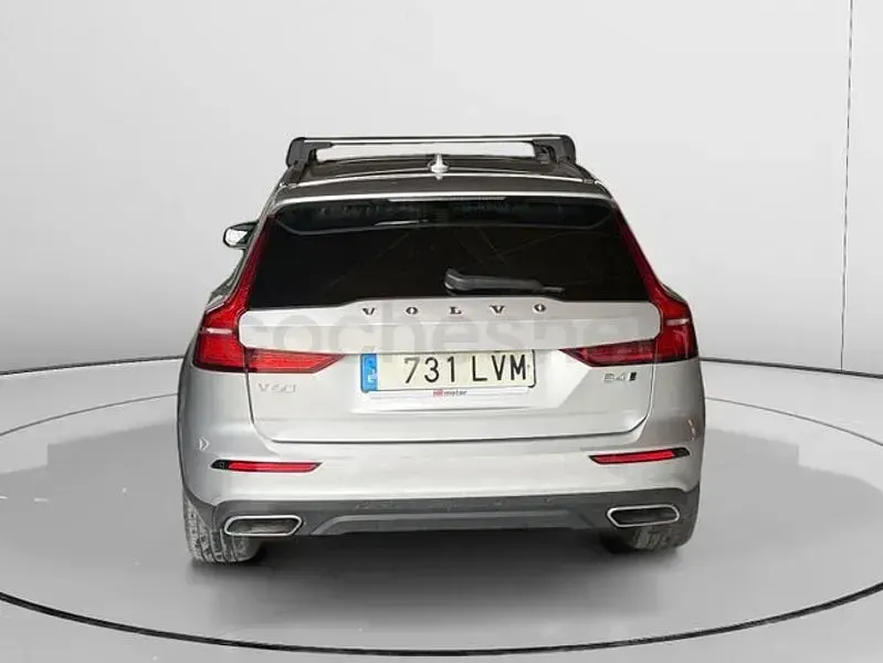 Usado Volvo V60 CC 197 CV (144 kW) 2021 Gris / plata Familiar