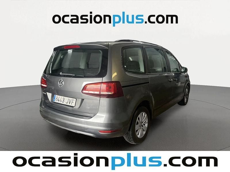 Usado VW Sharan 150 CV (110 kW) 2016 Gris Monovolumen