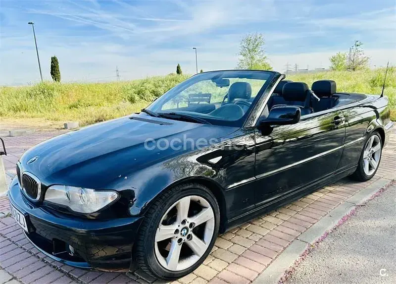 Usado BMW 320 Cabriolet 170 HP (125 kW) 2006 Azul Cabrios
