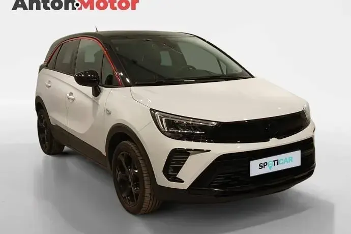 Usado Opel Crossland 110 CV (80 kW) 2023 Blanco SUV