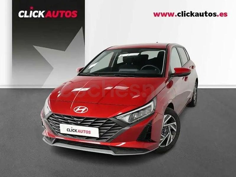 Usado Hyundai i20 84 CV (61 kW) 2025 Rojo Utilitario