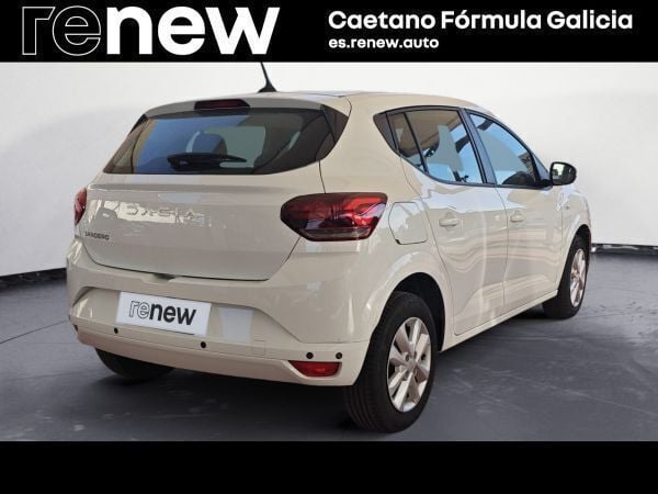 Usado Dacia Sandero Expression 101 CV (74 kW) 2023 Blanco Utilitario