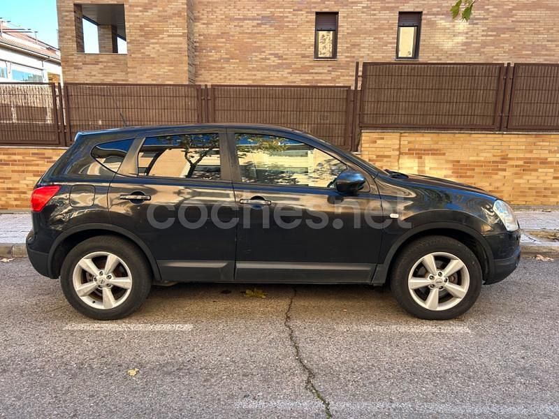 Usado Nissan Qashqai Tekna 150 CV (110 kW) 2009 Negro SUV