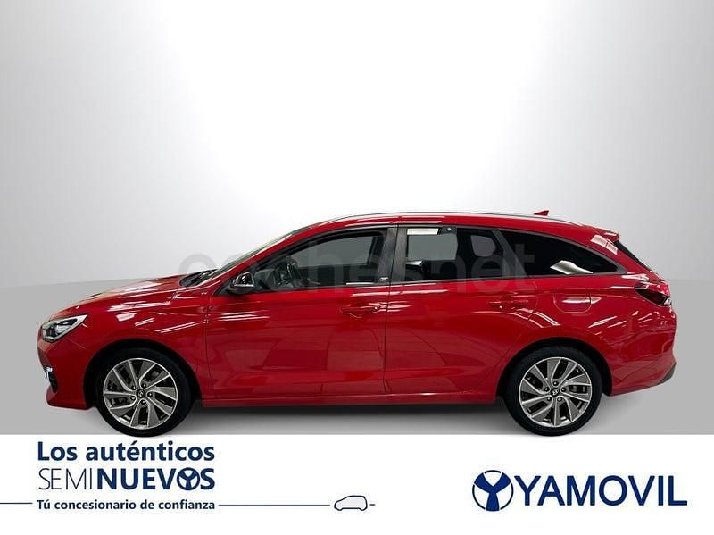 Usado Hyundai i30 GO! 140 CV (102 kW) 2018 Rojo Familiar