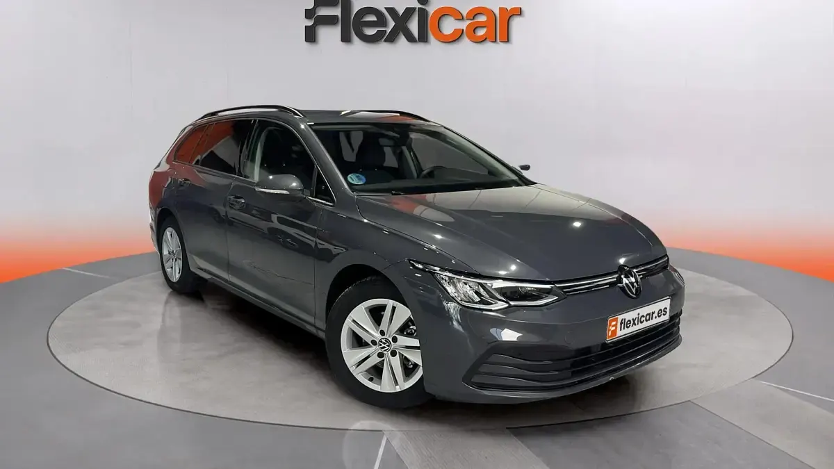 Usado VW Golf VIII Life 131 CV (96 kW) 2024 Familiar