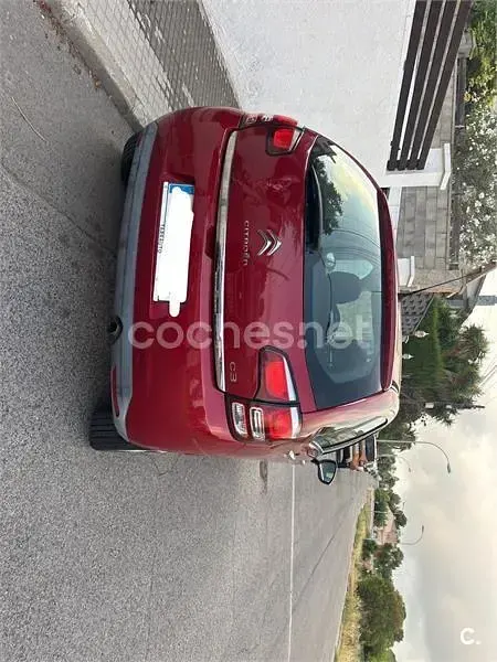 Usado Citroën C3 Live 82 CV (60 kW) 2016 Granate Berlina