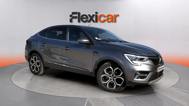 Usado Renault Arkana Techno 145 CV (106 kW) 2023 Gris SUV
