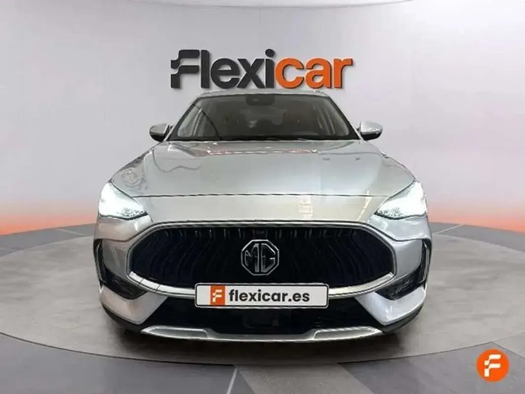 Usado MG HS Comfort 162 CV (119 kW) 2024 Gris SUV