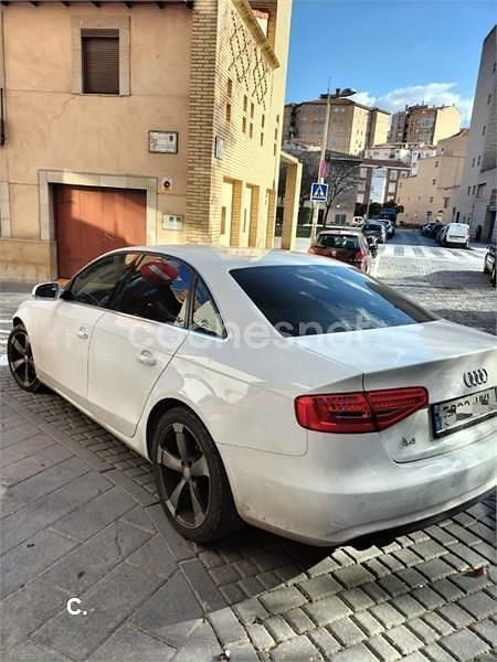 Usado Audi A4 143 CV (105 kW) 2012 Blanco Berlina