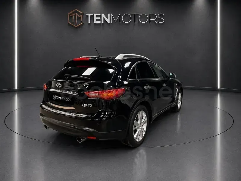 Usado Infiniti QX70 Premium 238 CV (175 kW) 2015 Negro SUV
