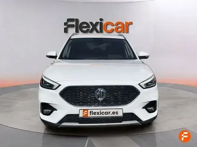 Usado MG ZS Luxury 106 CV (77 kW) 2022 Blanco SUV