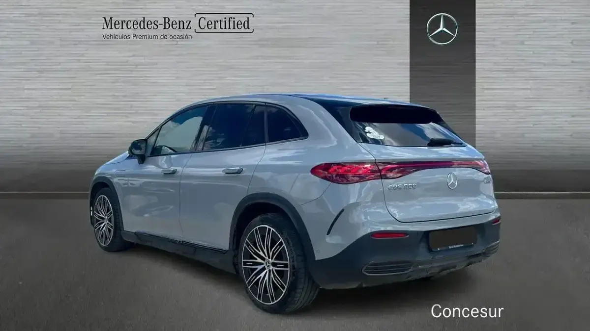 Usado Mercedes EQE500 Edition 329 kW (448 CV) 2025 Gris SUV