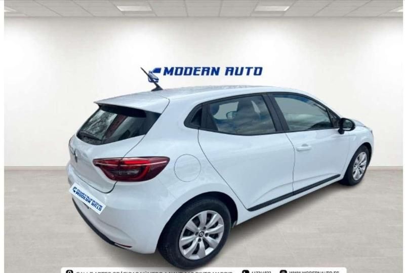 Begagnad Renault Clio V 101 HK (74 kW) 2022 Vit Sedan