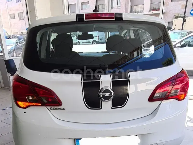 Usado Opel Corsa Selective 90 CV (66 kW) 2016 Blanco Utilitario