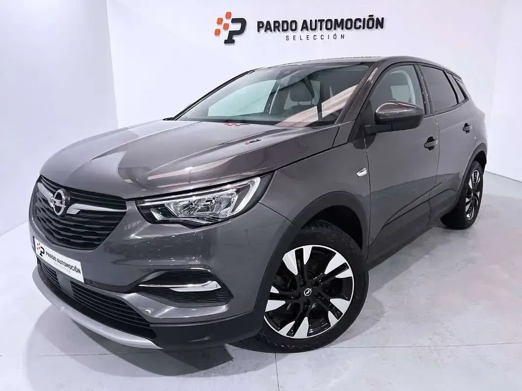 Käytetty Opel Grandland X Elegance 131 HP (96 kW) 2022 Harmaa Katumaasturi